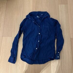 Hartford boy’s blue button down shirt - size 10